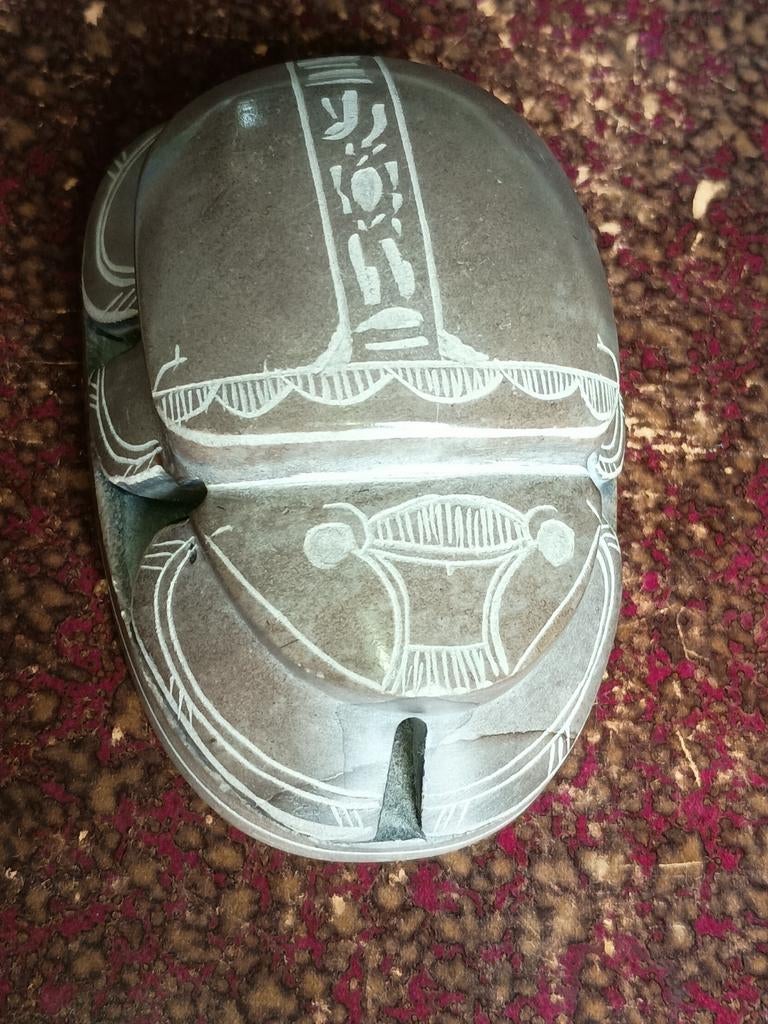 Vintage kleine marmer egyptische scarabee kever grijze steen, Enlèvement ou Envoi