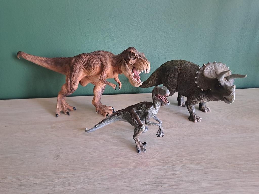 Papo dinosaurussen, Enlèvement