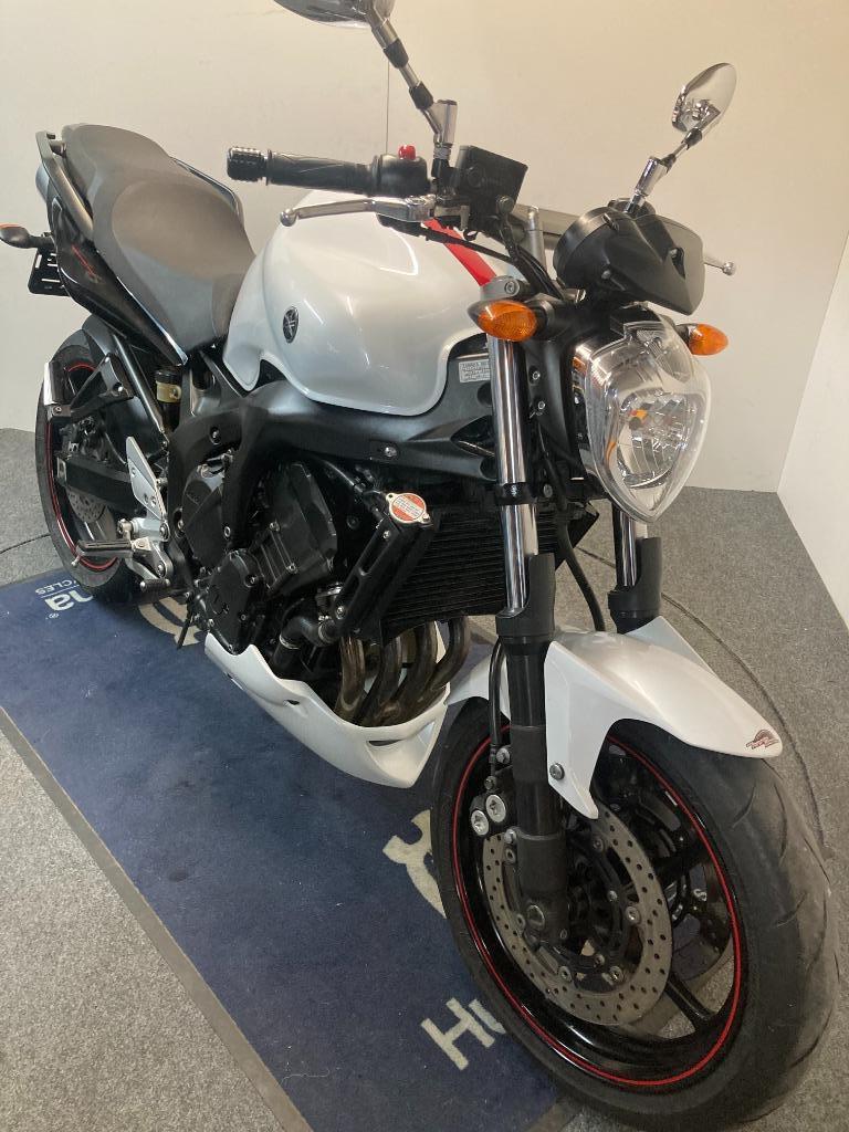 Yamaha FZ 6 S2 MY'09 ref. LS 3185, 4 cilinders, Motorrijbewijs A, Bedrijf, Meer dan 35 kW
