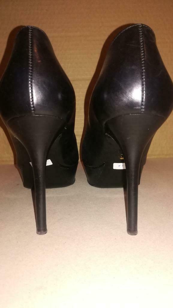 751A * SERGIO ROSSI luxe zwarte volledig leren pumps (40), Pumps, Verzenden, Zwart, Gedragen