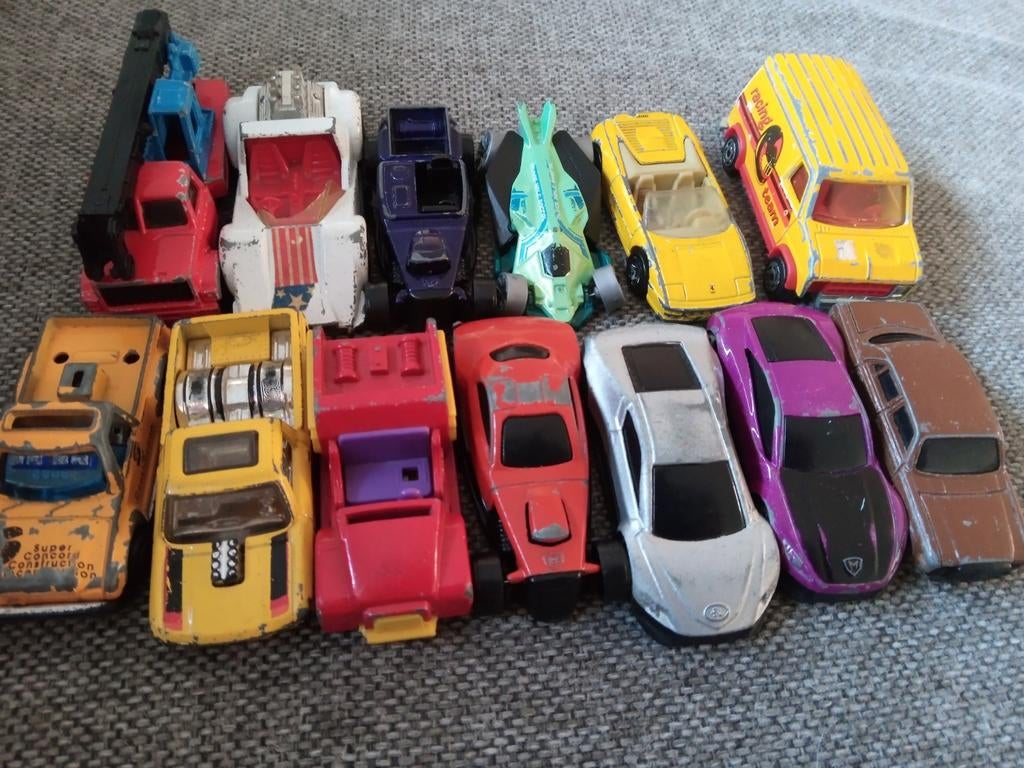 29 speelgoedauto's, Ophalen of Verzenden, Gebruikt