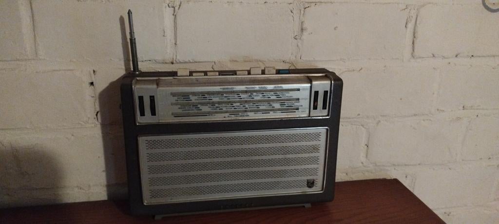 Philips oude radio, Ophalen of Verzenden