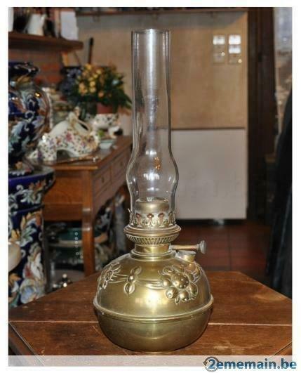 lampe a petrole cuivre reservoir boule, Enlèvement ou Envoi