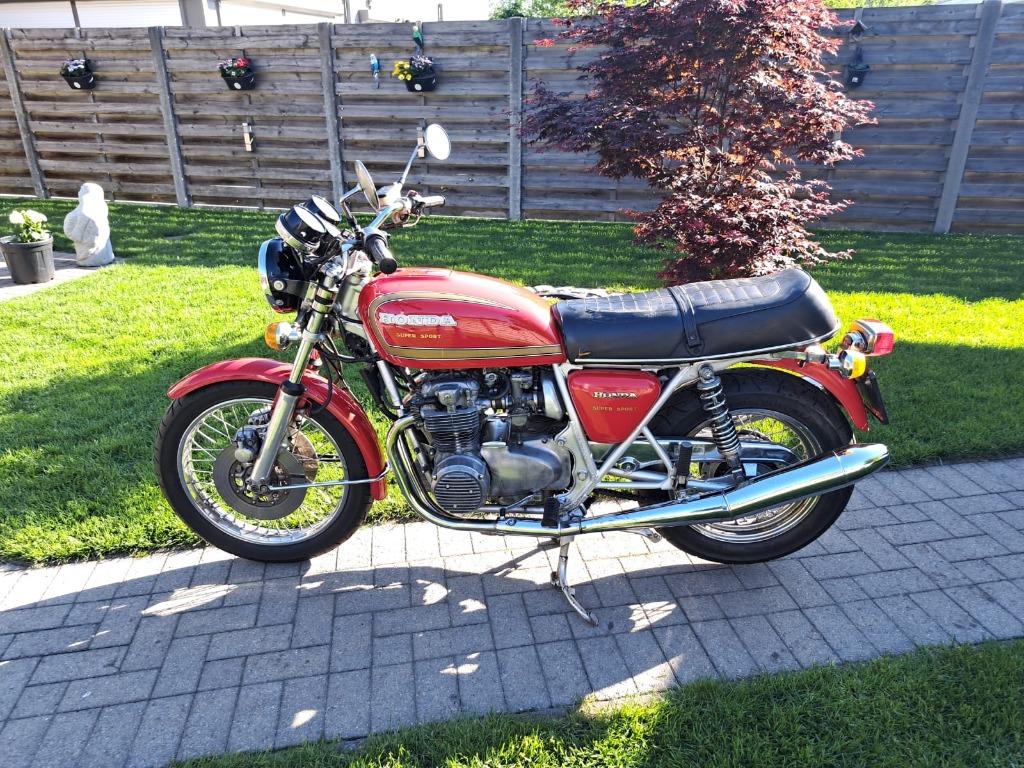 Rode moto HONDA CB 550 F FOUR oldtimer koop, Motoren, Motoren | Honda, 4 cilinders, Particulier, Meer dan 35 kW, 550 cc