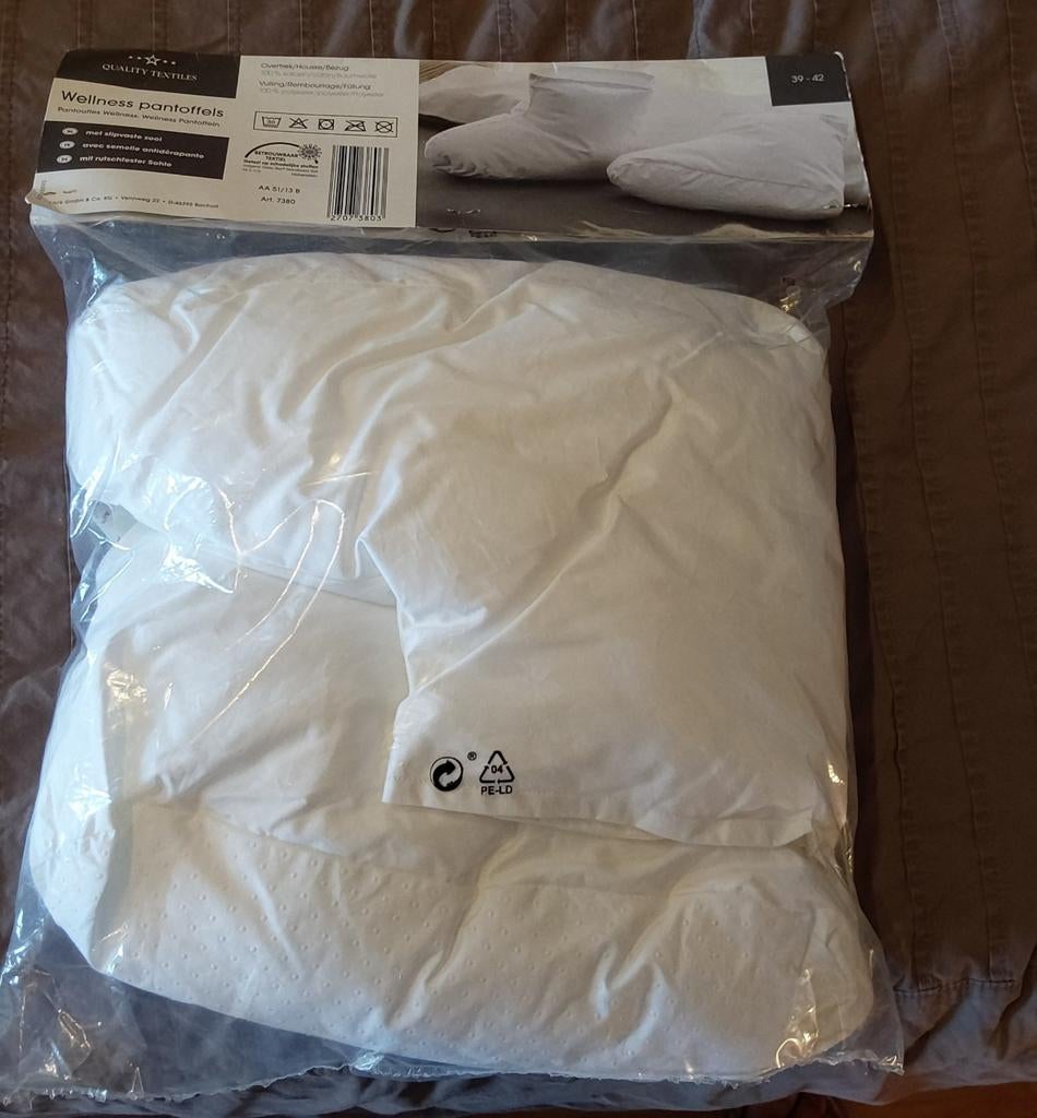 Witte pantoffels met antislipzolen 39/42, Kleding | Dames, Sans marque, Wit, Nieuw, Ophalen of Verzenden