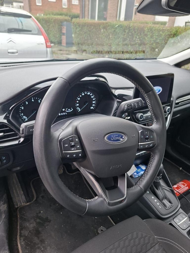 Auto, Auto diversen, Ongevalwagen, Benzine, Ford