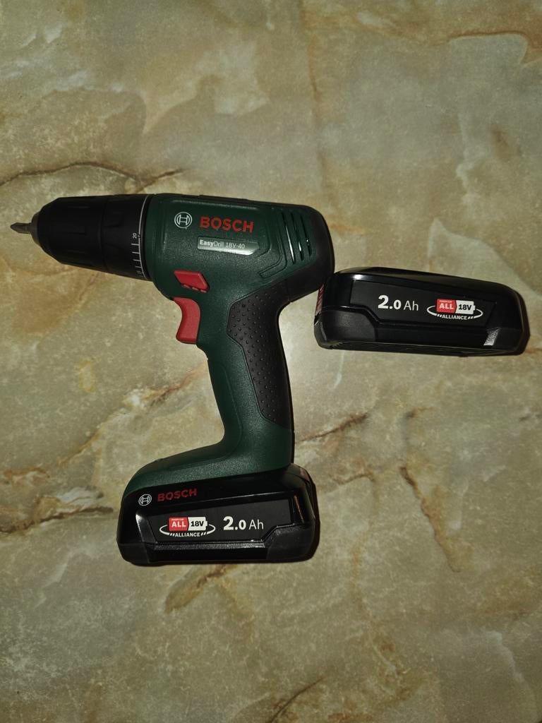 Bosch EasyDrill 18V + 2x 2.0Ah accu – nieuw, Ophalen of Verzenden