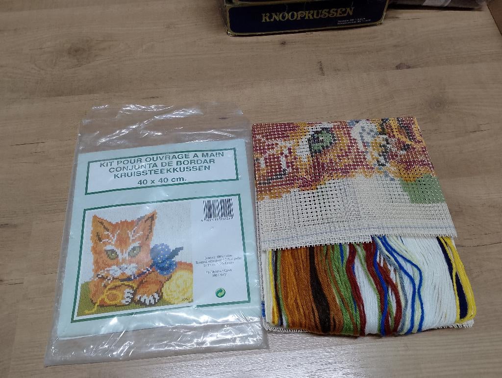 kruissteek kussen 40 op 40, Hobby en Vrije tijd, Borduren en Borduurmachines, Ophalen, Nieuw