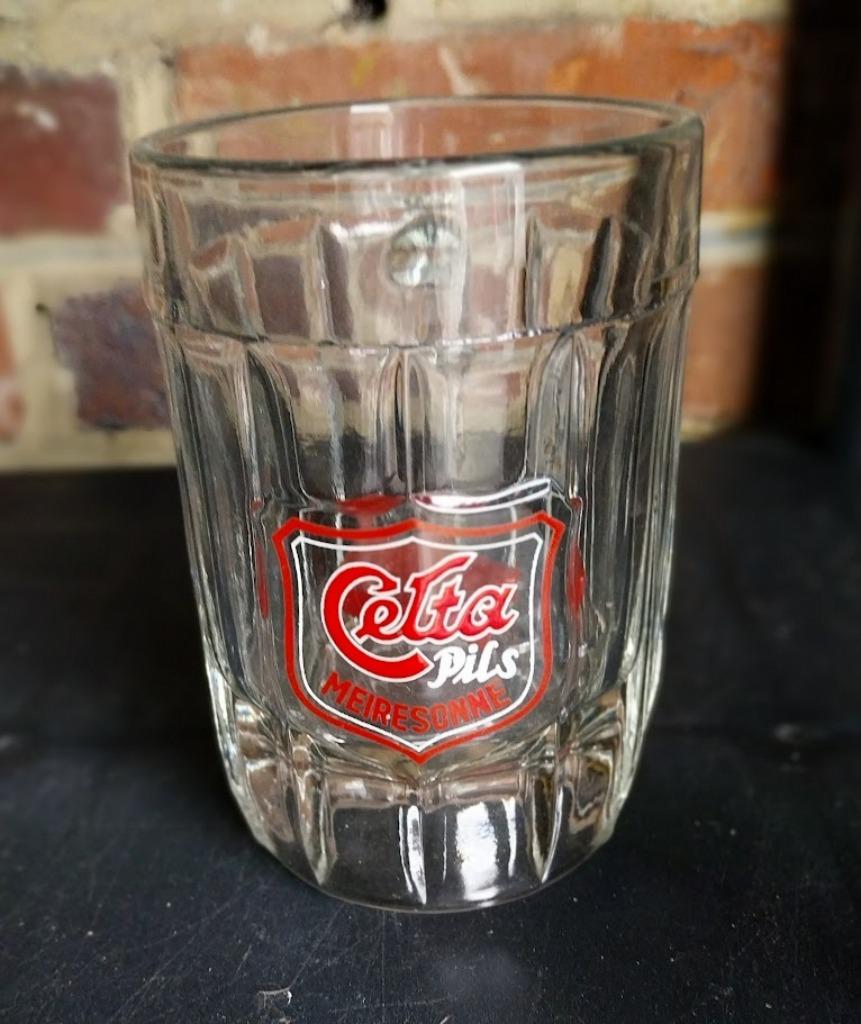 MEIRESONNE  celta pils émaillé, Collections, Enlèvement ou Envoi