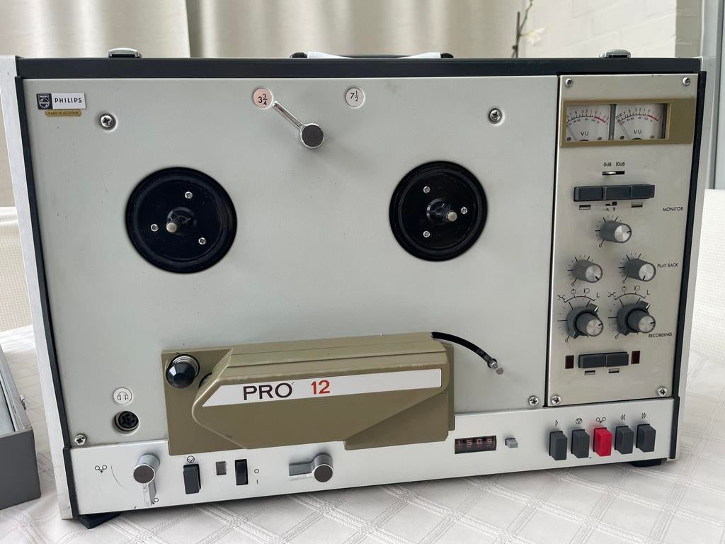 Philips pro12 bandrecorder, Enlèvement, Magnétophone
