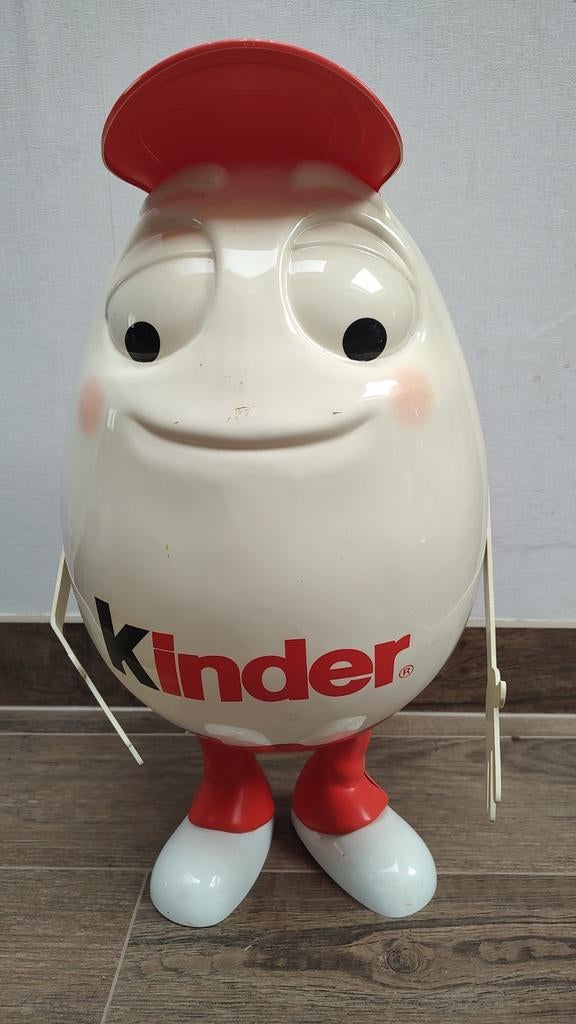 Grote Kindersurprise pop in plastic, Verzamelen, Merken en Reclamevoorwerpen, Ophalen, Gebruikt