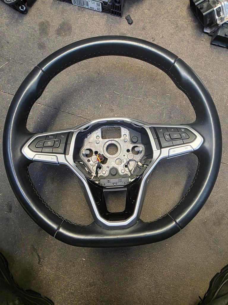 Volant cuir VW Passat, Autos : Pièces & Accessoires, Enlèvement, Utilisé, Volkswagen