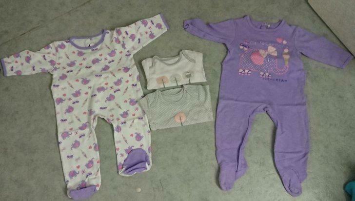 lot fille 12 mois à 18 mois, Enlèvement ou Envoi, Utilisé, Fille, Vêtements de nuit ou Sous-vêtements