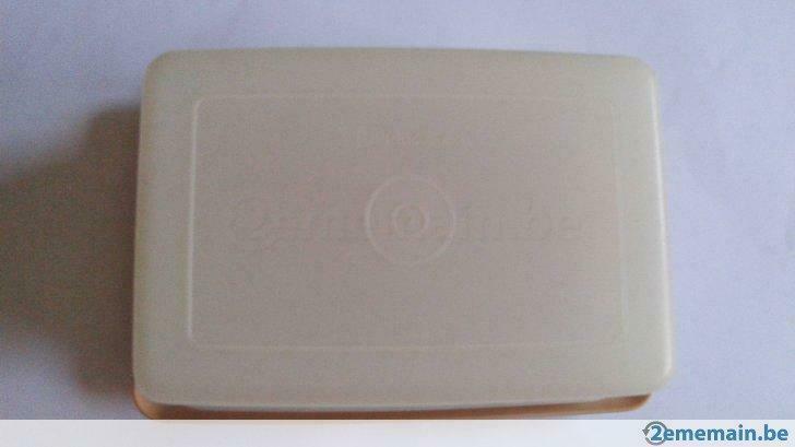 Beurrier Tupperware vintage, Maison & Meubles, Cuisine| Tupperware, Enlèvement ou Envoi, Blanc