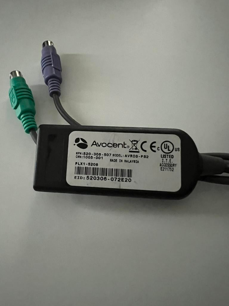 Câbles adaptateurs IP AVRIQ-PS2 520-306-507, Comme neuf
