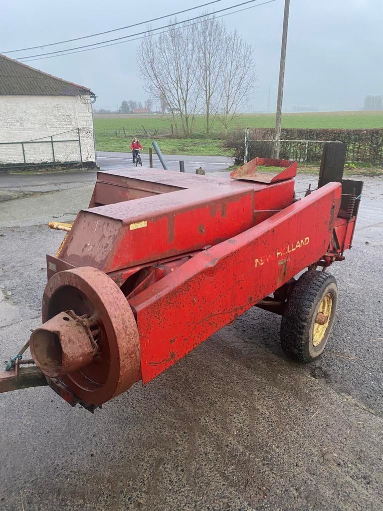 Presse New Holland 65, Ophalen, Akkerbouw, Weidebouw