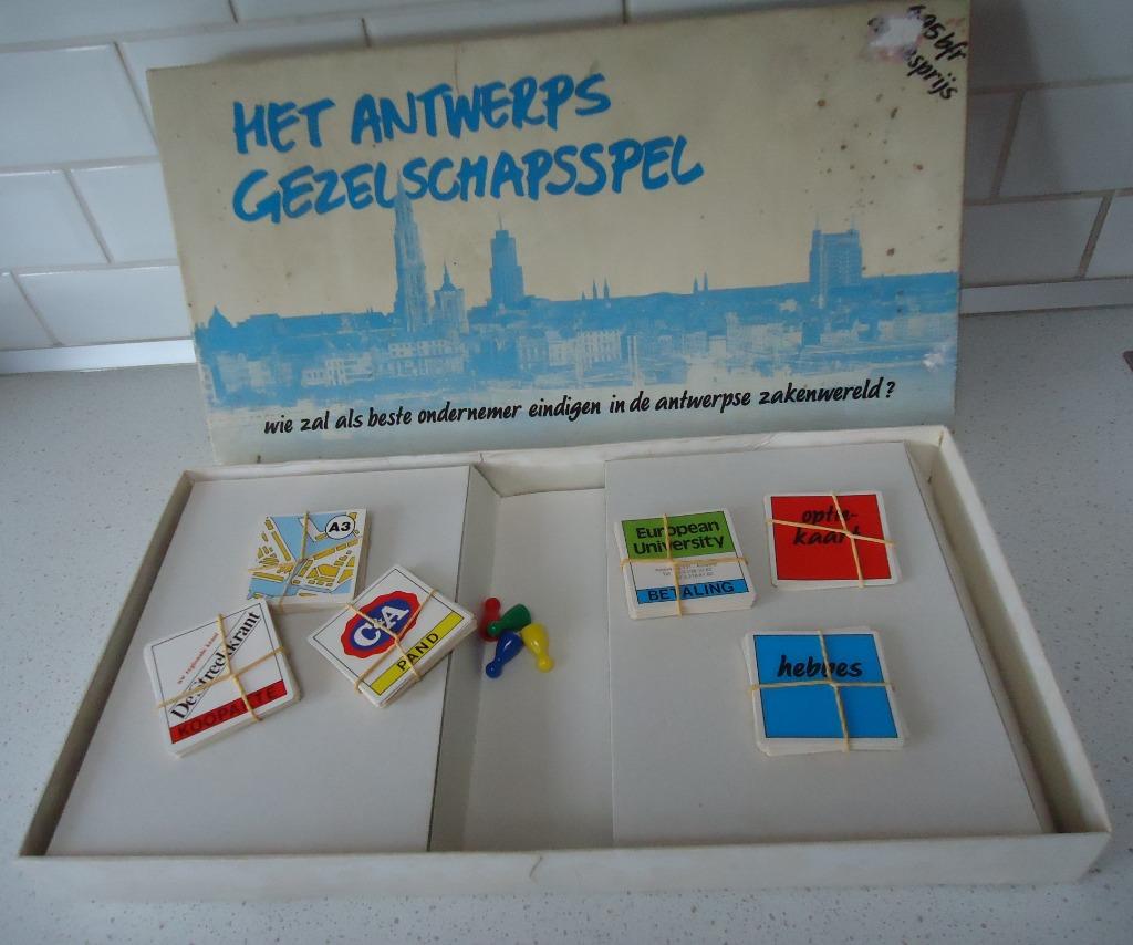 Vintage "Het Antwerps Gezelsschapsspel"  in goede staat !, Trois ou quatre joueurs, Enlèvement ou Envoi, Utilisé