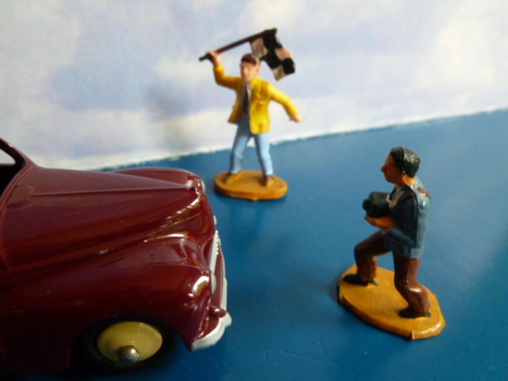 Vintage Lot 2 Figurines Autos de Course 1/43 STARLUX France, Ophalen of Verzenden, Nieuw, Dinky Toys