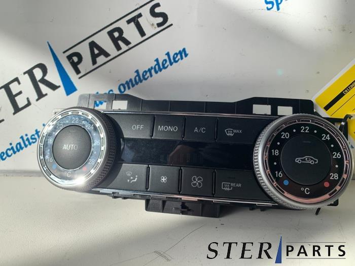 Airco bedieningspaneel van een Mercedes C-Klasse, Ophalen of Verzenden, 3 maanden garantie, Gebruikt, Mercedes-Benz