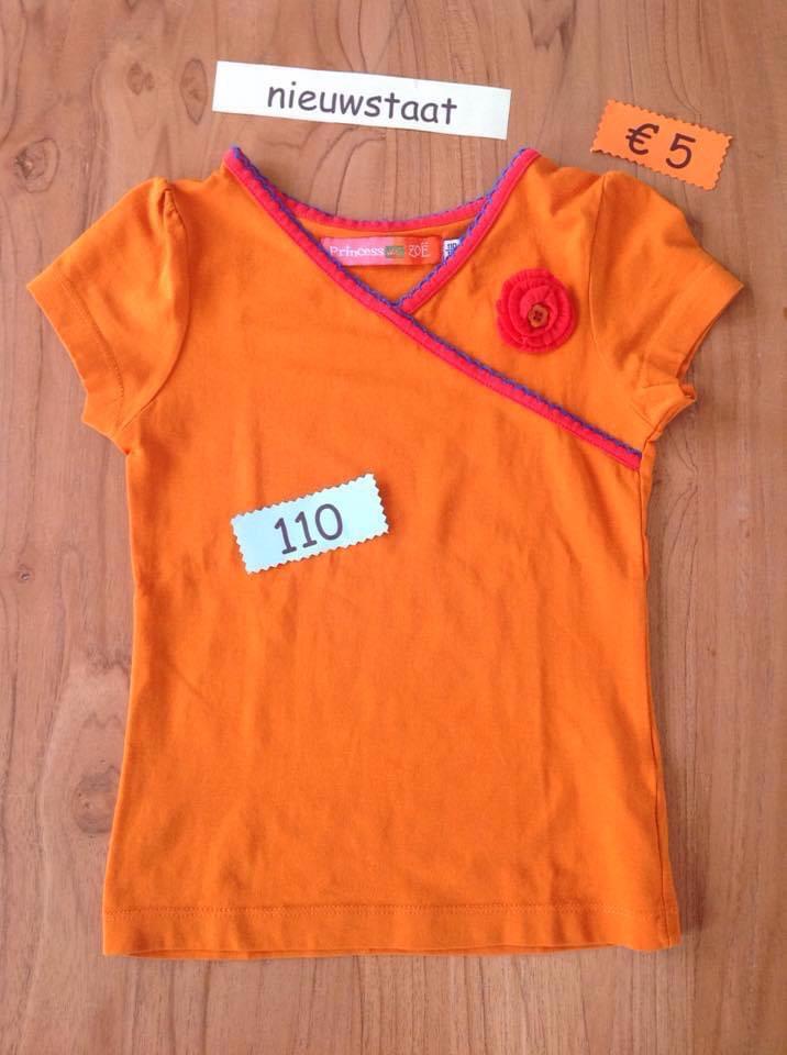 T-shirt Princes Zoë (Zoë Loveborn) met bloem in reliëf, Ophalen of Verzenden, Zo goed als nieuw, Zoë Loveborn