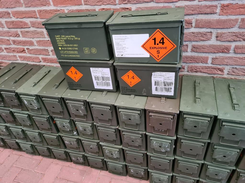 Metalen munitie koffers Cal .50, Verzamelen, Ophalen of Verzenden, Landmacht