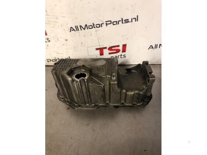 Carterpan van een Volkswagen Tiguan, Gebruikt, -, Volkswagen, -