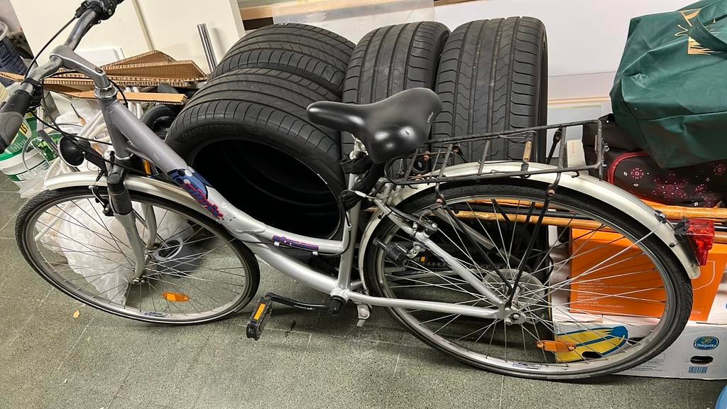 Velo dame gris a vitessesshimzni marque altrix, Vélos & Vélomoteurs, 47 à 50 cm, Enlèvement, Autres marques, Vitesses
