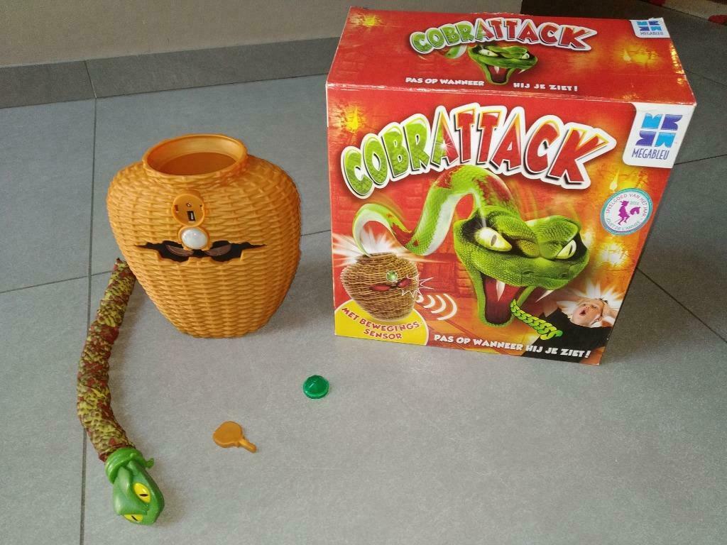 cobrattack, Ophalen of Verzenden, Zo goed als nieuw, Ontdekken, Met licht