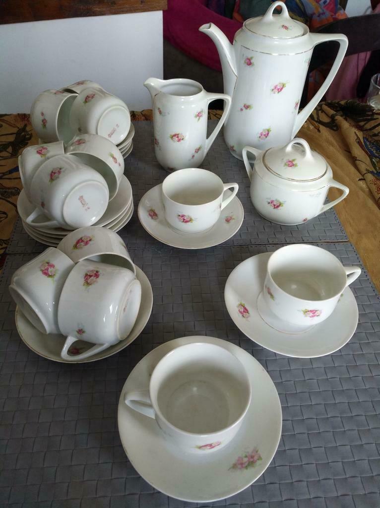 Zeer oud volledig genummerd rozenbloemen koffieservies, Antiek en Kunst, Antiek | Servies compleet, Ophalen of Verzenden