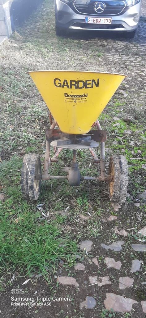 Distributeur d'engrais, Articles professionnels, Agricole