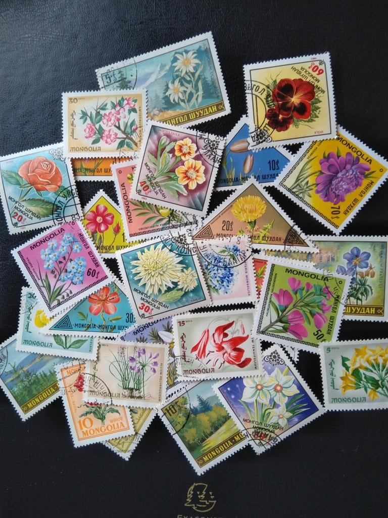 Lotje postzegels met bloemen uit Mongolië, 32, Verzenden, Gestempeld, Dier of Natuur
