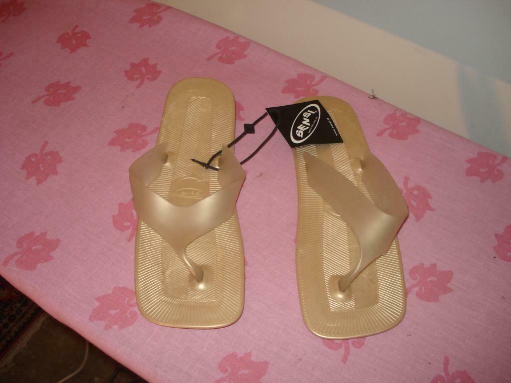 Gratis verzenden nieuwe sensi beige fuif festival slippers41, Slippers, Verzenden, Beige, Nieuw