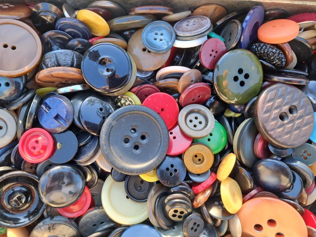 grand nombre de boutons, Enlèvement ou Envoi, Neuf, Bouton ou Boutons