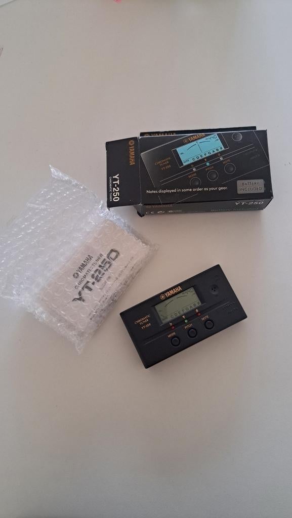 Yamaha - chromatic tuner - YT-250, Ophalen of Verzenden, Zo goed als nieuw