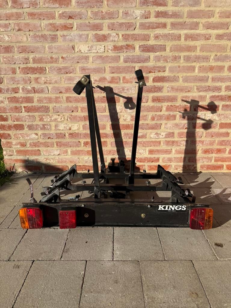 Fietsenrek voor 3 fietsen merk Kings, Ophalen, Zo goed als nieuw