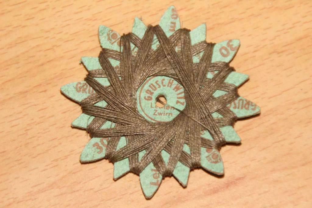 WW2 Duitsland spoel van WH naaigaren., Verzamelen, Militaria | Tweede Wereldoorlog, Landmacht, Kleding of Schoenen, Verzenden