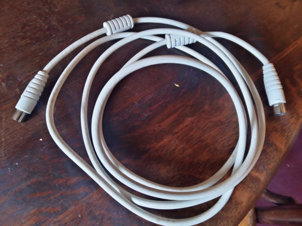 Câble coaxial, Enlèvement, Comme neuf, Moins de 2 mètres, Câble coaxial