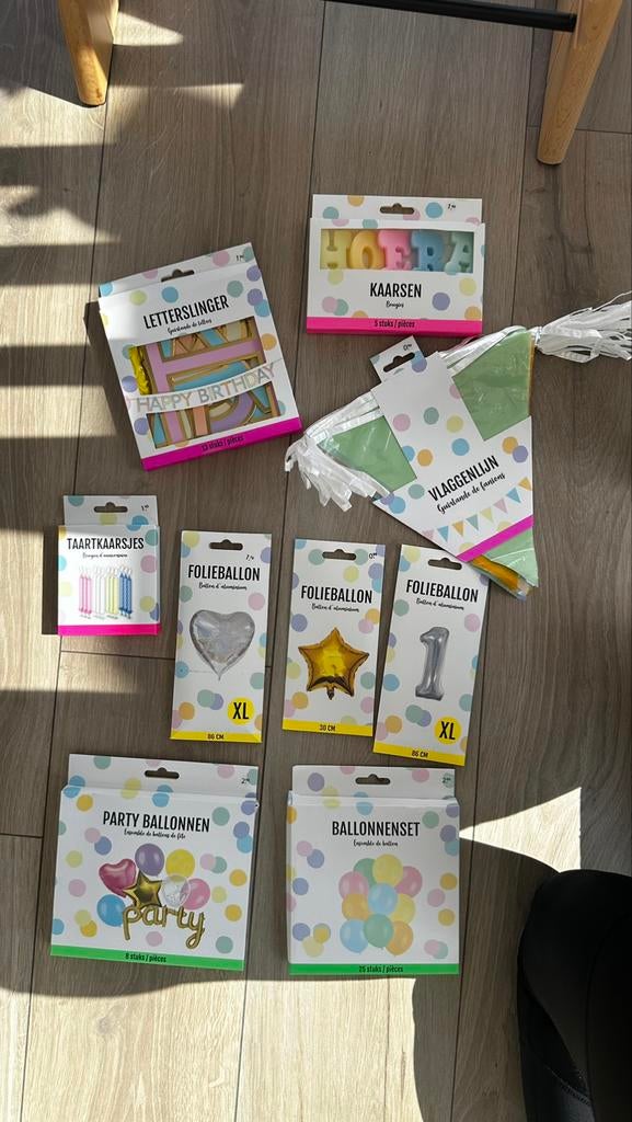 NIEUW Happy Birthday versiering, Hobby en Vrije tijd, Ophalen of Verzenden, Nieuw, Versiering