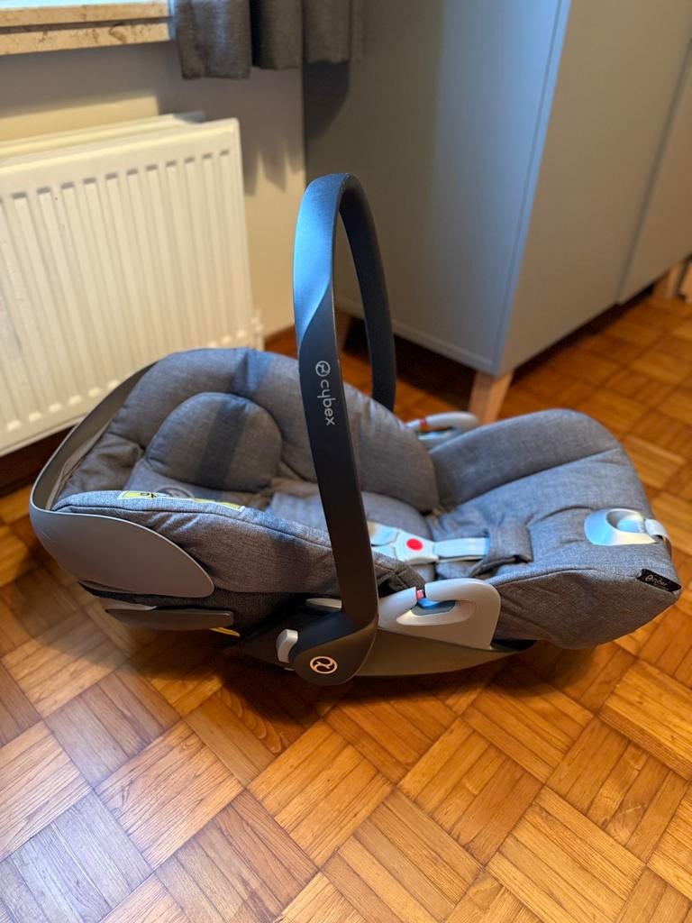 Cybex maxi cosi met isofix onderstel, Ophalen, Zo goed als nieuw, Isofix
