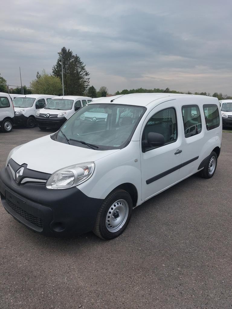 RENAULT KANGOO 1.5DCI MAXI EURO6B 81000KM PR8000€ ex btw, Auto's, Voorwielaandrijving, Stof, 4 cilinders, Renault