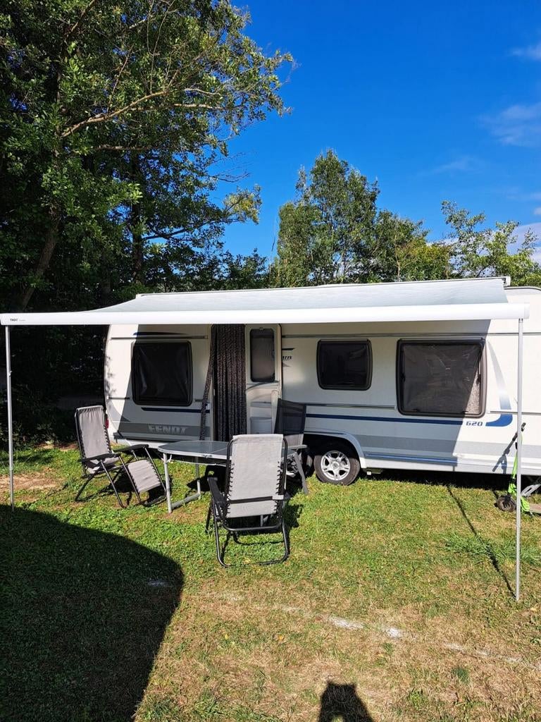 FENDT 620 DUBBELASSER caravan  2010, Ophalen, Gebruikt