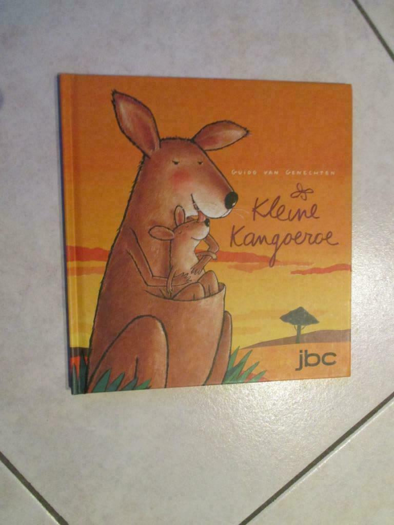 Kleine kangoeroe (2 exemplaren), Enlèvement ou Envoi, Comme neuf, Guido van Genechten, Livre de lecture