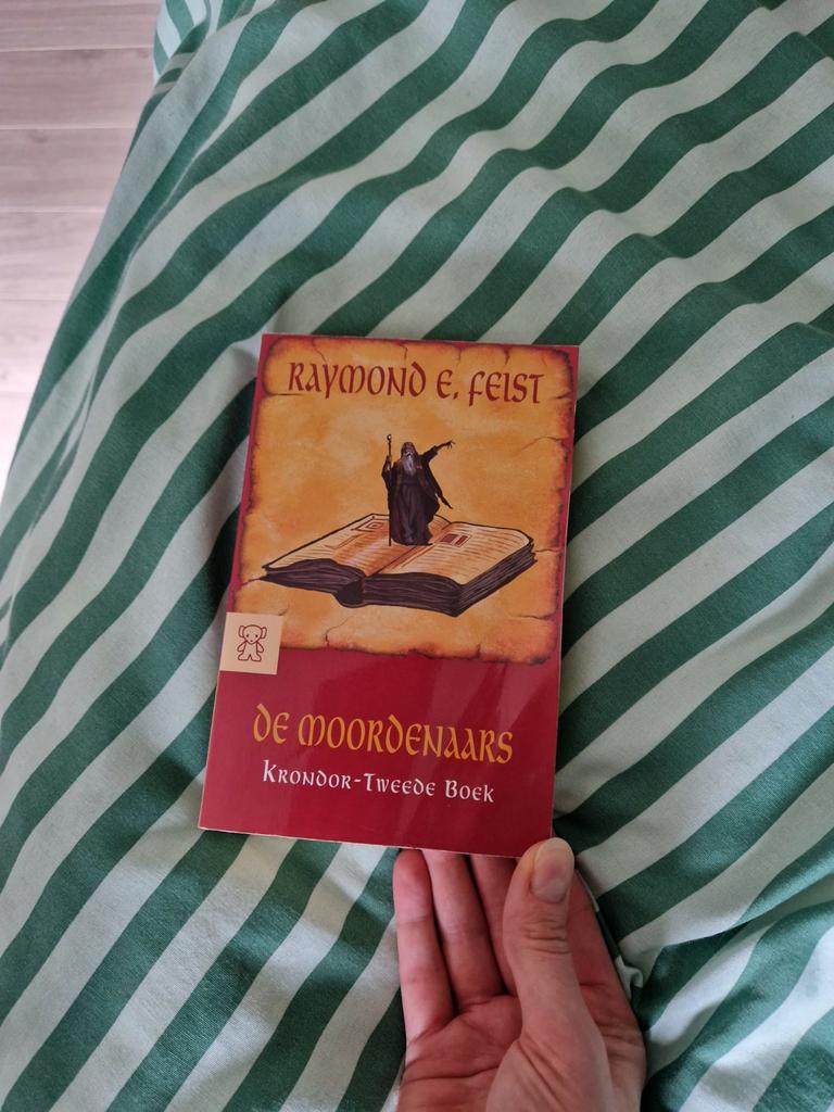 Raymond E. Feist - 2 De moordenaars, Boeken, Ophalen, Zo goed als nieuw, Raymond E. Feist