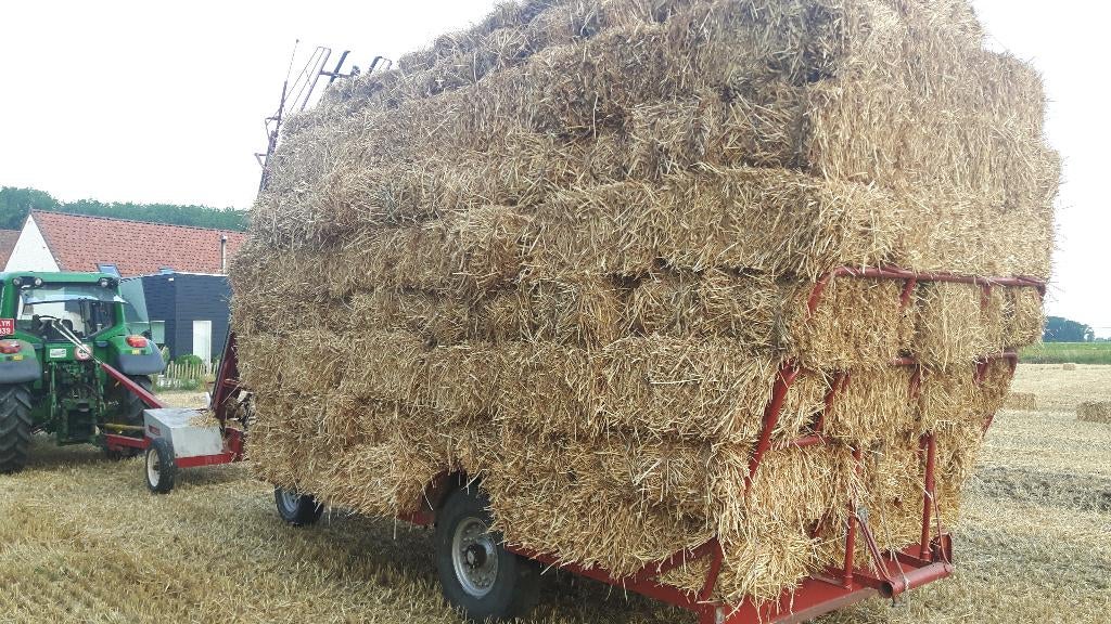 kleine  pakken tarwe stro, Ophalen, Overige soorten