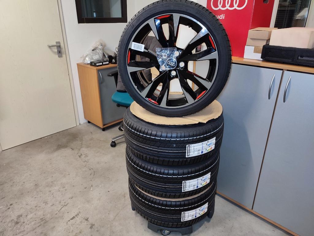 Nieuwe originele Audi A3 18 inch S line velgen +banden, Pneus et Jantes, Pneus été, 18 pouces, Enlèvement