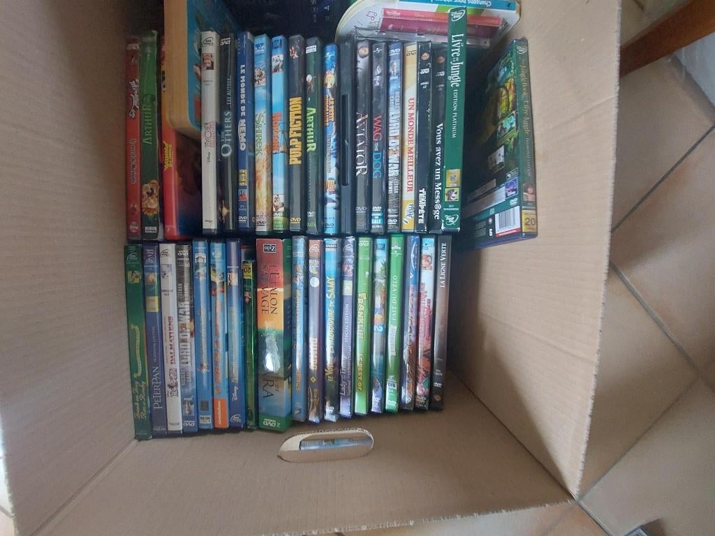 Grand lot de DVDs à vendre, CD & DVD, Enlèvement ou Envoi, Comme neuf