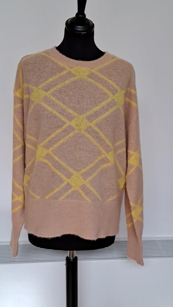 JUST IN CASE. (NEW +/_ 200€), Ophalen of Verzenden, Zo goed als nieuw, Maat 38/40 (M)