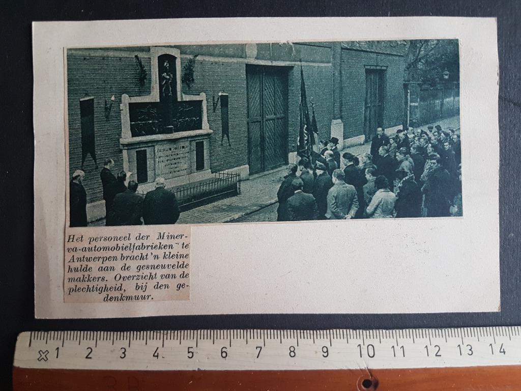 Knipsel op postkaart: Antwerpen MINERVA automobielfabriek, Envoi, Armée de terre, Photo ou Poster