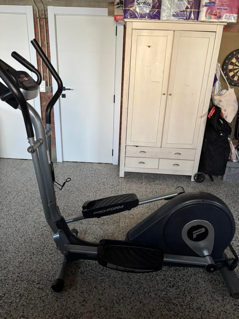 Proform Crosstrainer, Sport en Fitness, Fitnessapparatuur, Ophalen, Zo goed als nieuw, Crosstrainer