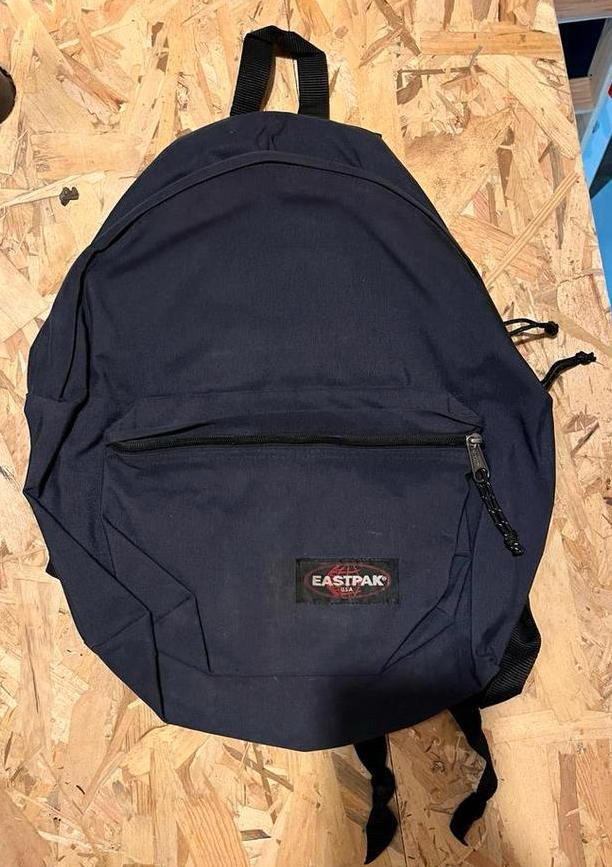 Pack rembourré Eastpak, 25 à 40 cm, Enlèvement ou Envoi, 30 à 45 cm, Utilisé